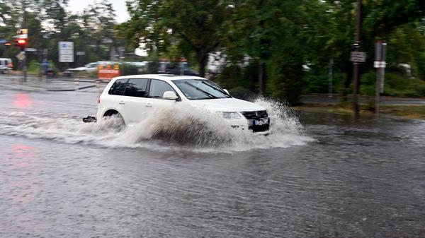 ... die Straßen teilweise kaum mehr richtig befahren, weil...