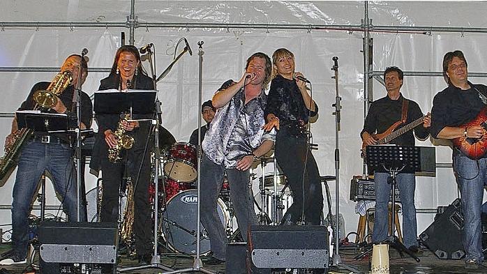 4T-up spielen zum Weiberfasching auf 4T-up spielen zum Weiberfasching auf