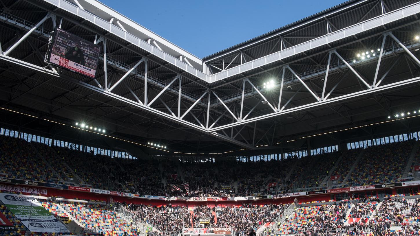 In der Esprit-Arena sollen 13.000 Zuschauer für ein Konzert Platz finden.