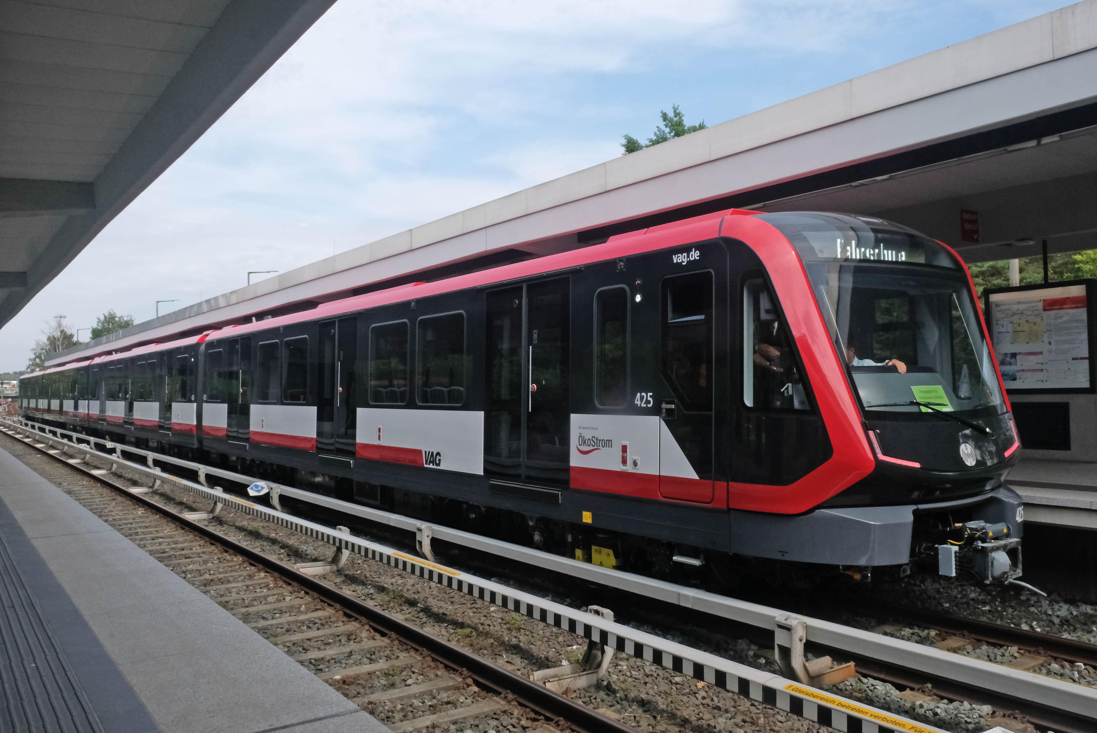 Nürnberger UBahnStation VAG tauscht Weiche aus Nordbayern