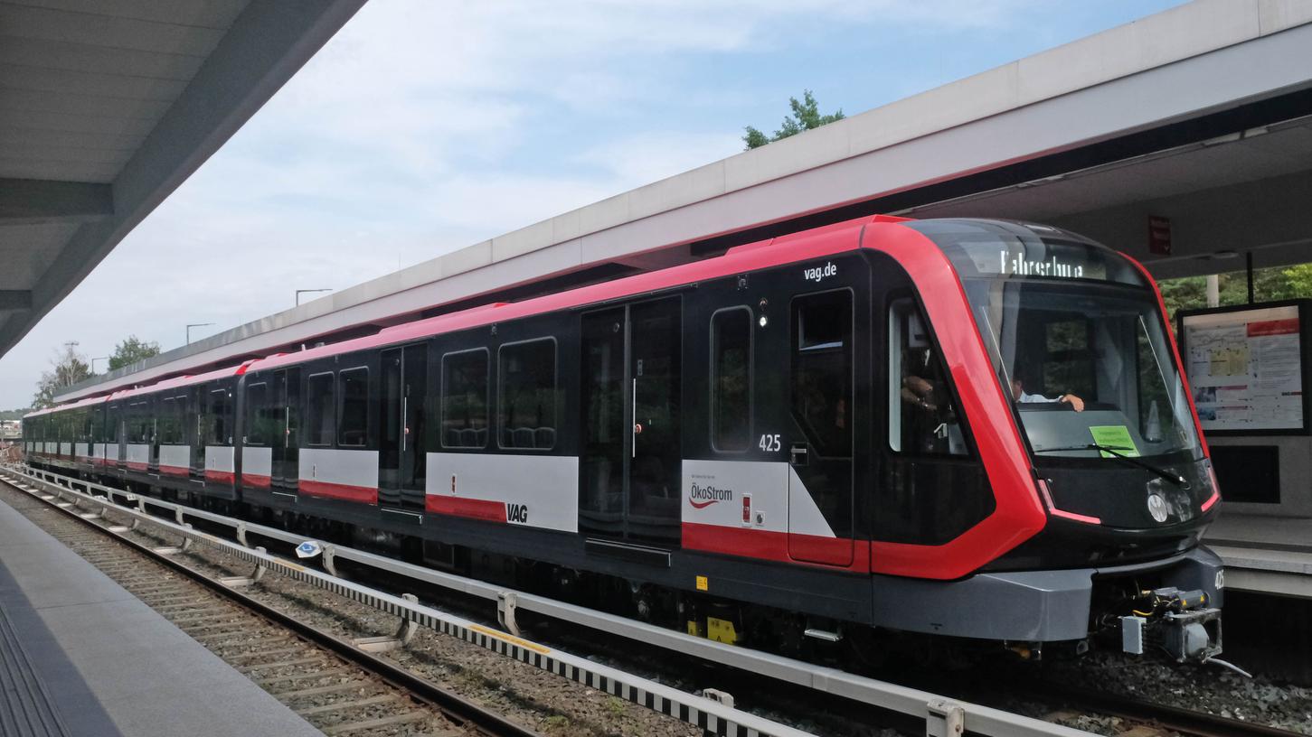 Nürnberger UBahnStation VAG tauscht Weiche aus Nordbayern
