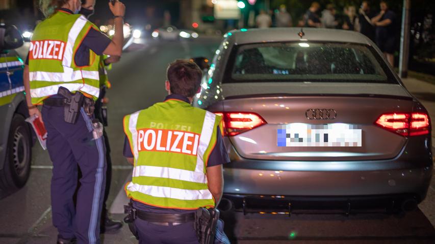 Erneut illegales Tuner-Treffen: Polizei-Großeinsatz in Nürnberg