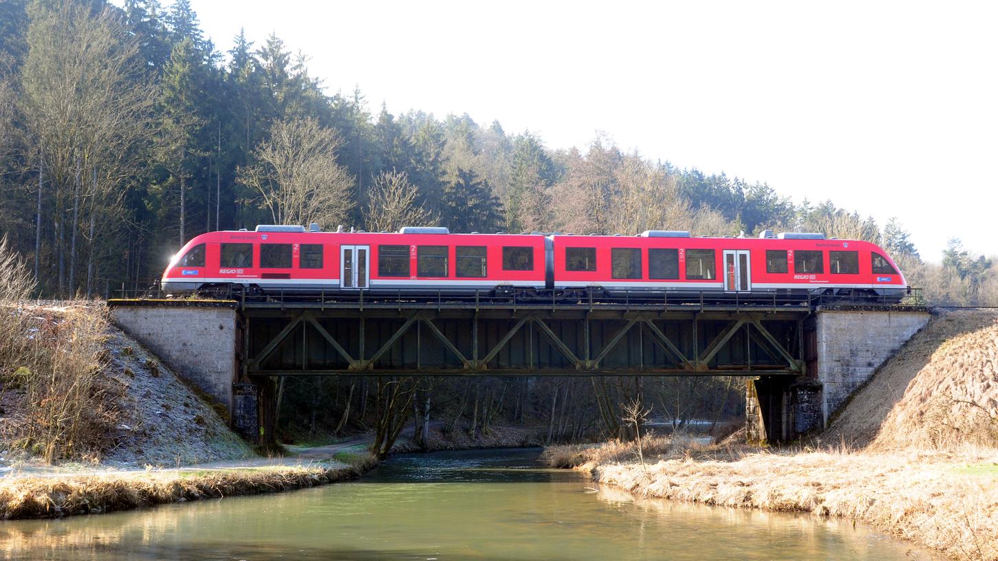 Bahnfahrer brauchen Geduld: Im Pegnitztal stehen Brückenarbeiten an