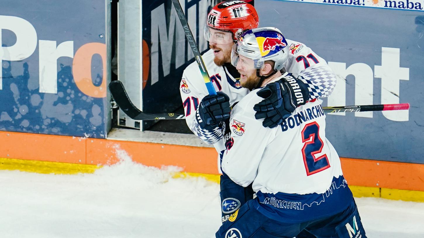 Andrew Bodnarchuk (r.) wechselt zu den Ice Tigers.