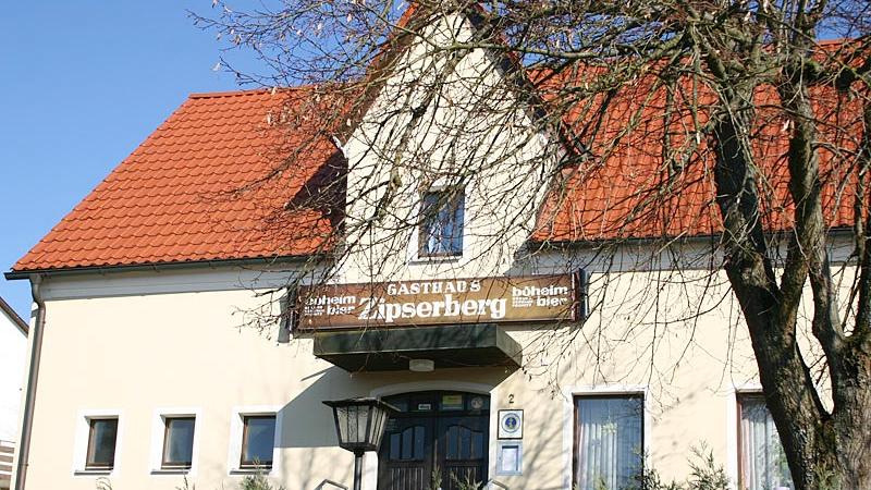 Außenansicht Gasthaus am Zipserberg Außenansicht Gasthaus am Zipserberg