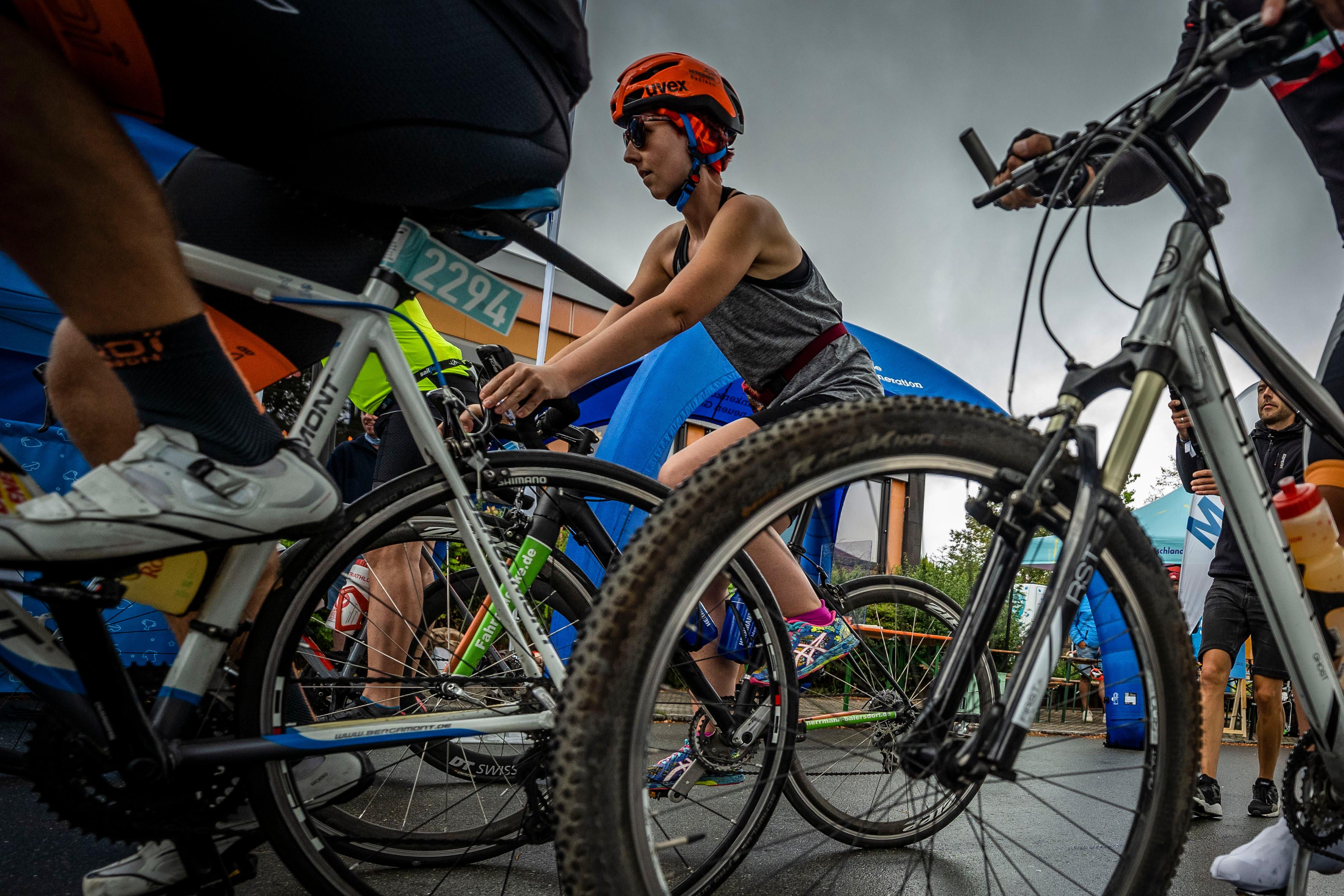 Das Gefühl mitzufahren, war unglaublich: "Als es zum ersten Anstieg ging, merkte ich ihn kaum. Die Fahrer vor mir waren wie ein Sog, der mich überall mitzog", schreibt Katharina Tontsch in ihrem Erfahrungsbericht.