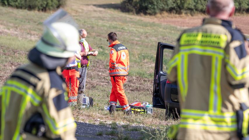 Tödlicher Unfall bei Fürth: 67-Jährige wird von eigenem Auto überrollt