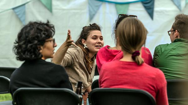 Auch das Publikum hatte Spaß beim Open Air auf der Kulturinsel Wöhrmühle.