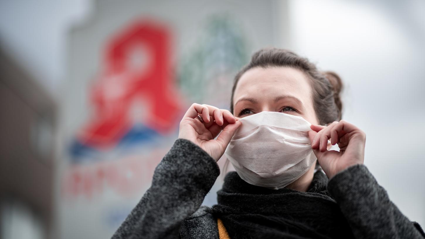 Seit Kurzem werden alle positiven Testergebnisse auch auf Mutationen des Corona-Virus untersucht. Nun schlug eine Probe an.
Seit Kurzem werden alle positiven Testergebnisse auch auf Mutationen des Corona-Virus untersucht. Nun schlug eine Probe an.