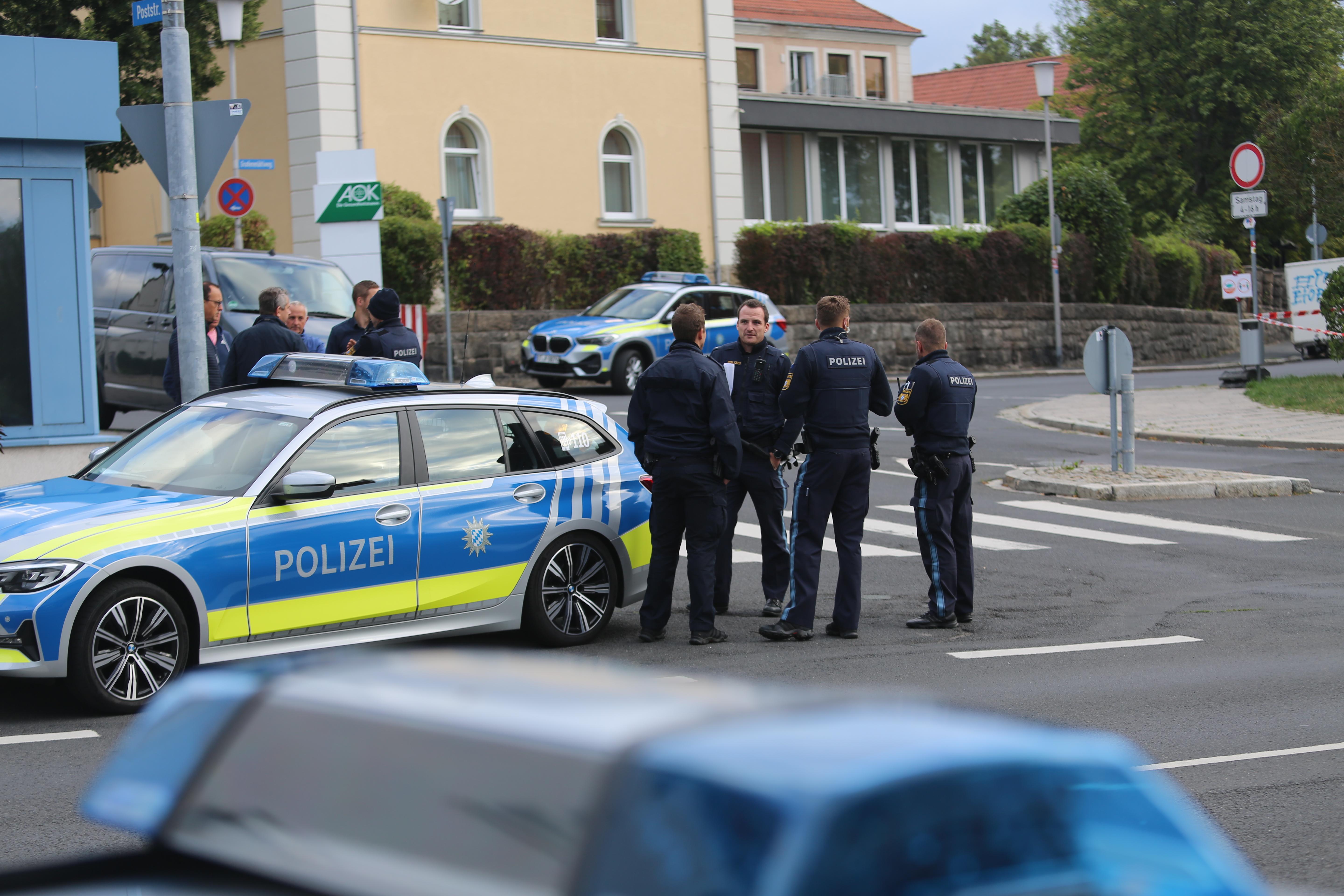 Unbekannte sprengen Geldautomat