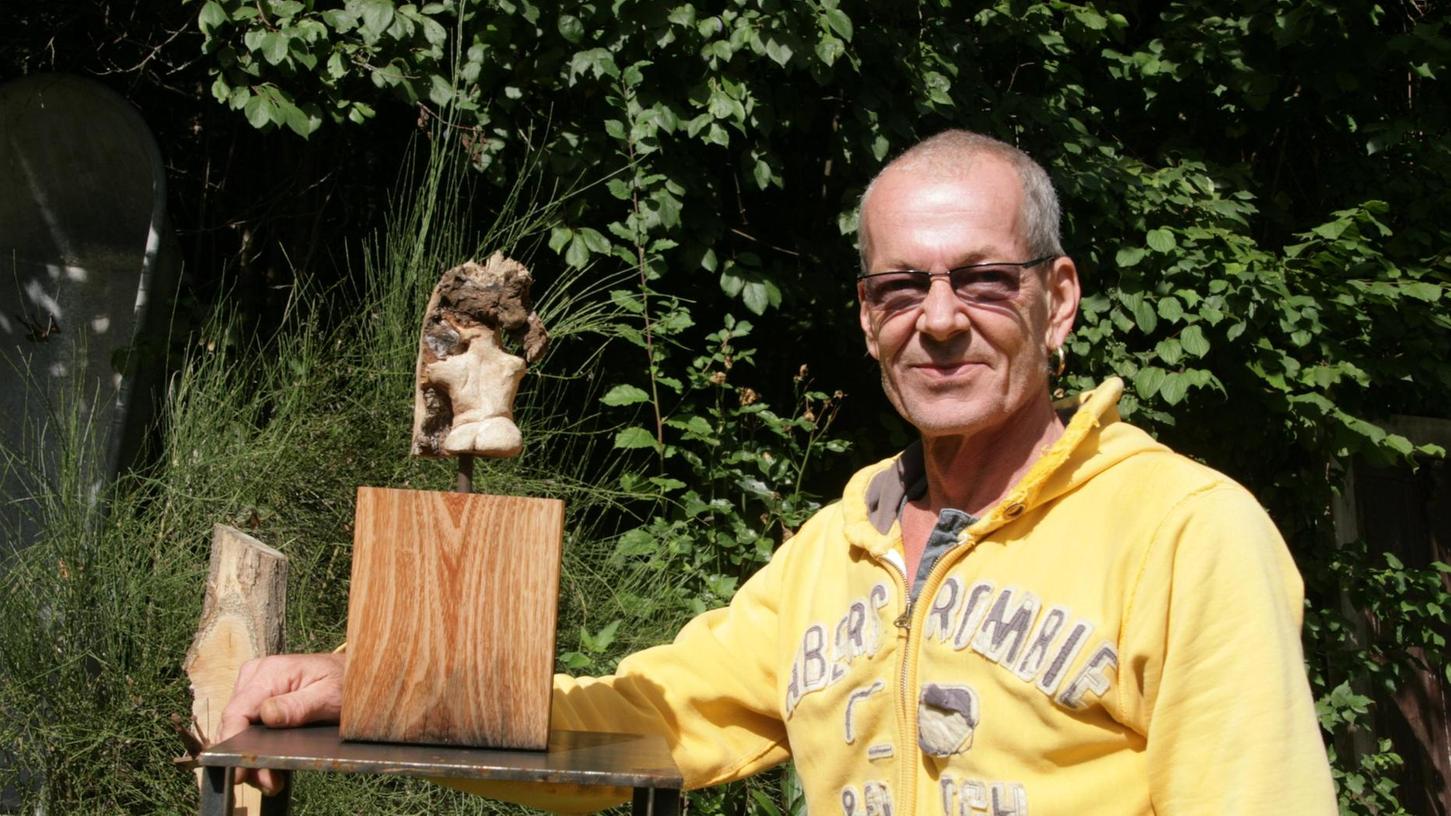 Holz ist sein Leben: Thomas Binz aus Haag fertigt besondere Kunstwerke