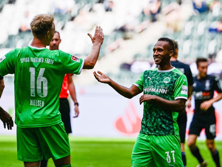 2 0 Kleeblatt Dominiert Beim Test In Gladbach Furth Nordbayern De