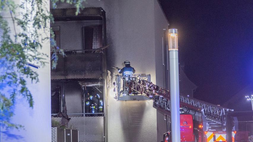 Brand in Gibitzenhof: Flammen schlugen aus dem Fenster