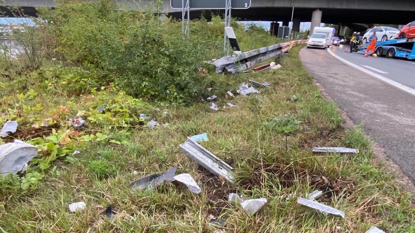 Lkw-Unfall auf der Südwesttangente: Autotransporter prallt auf Zwölftonner