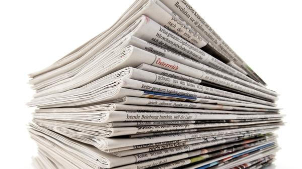 Wer auf Plastik-Müllbeutel und Co. verzichten möchte, der kann seine Abfälle in Zukunft in Papiertüten entsorgen. Sie sind allerdings nur dann eine eine empfehlenswerte Alternative, wenn sie aus recyceltem Material hergestellt wurden. Wer zusätzlich noch Geld sparen möchte, der kann die Tüten selbst falten und dafür z.B. altes Zeitungspapier verwenden.