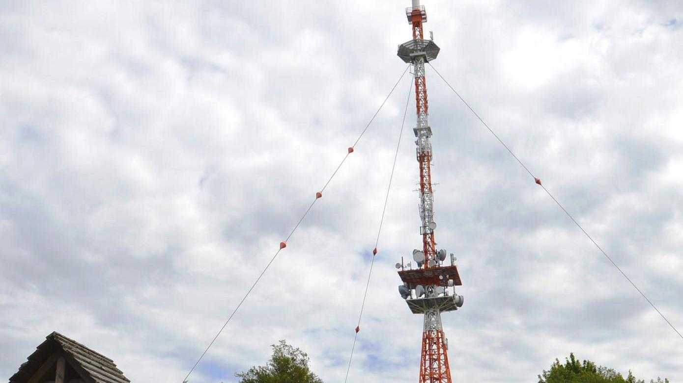 Die Spitze des Sendeturm Funkturm am Hesselberg soll gekappt werden.