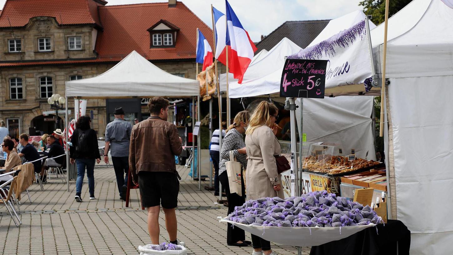 Forchheim: Französischer Markt am Paradeplatz