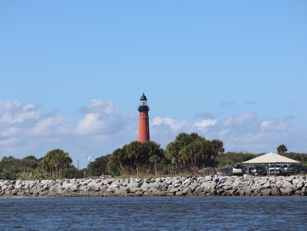 Unser Ziel: Der Ponce de León Inlet Leuchtturm. Sein Name erinnert an Ponce de León, den spanischen Entdecker Floridas.