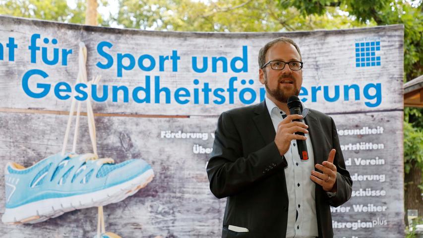 Erlangens Oberbürgermeister Florian Janik lobte vor allem das Engagement der Ehrenamtlichen aus den Sportvereinen - diese hätten in der Corona-Zeit ganze Arbeit geleistet.