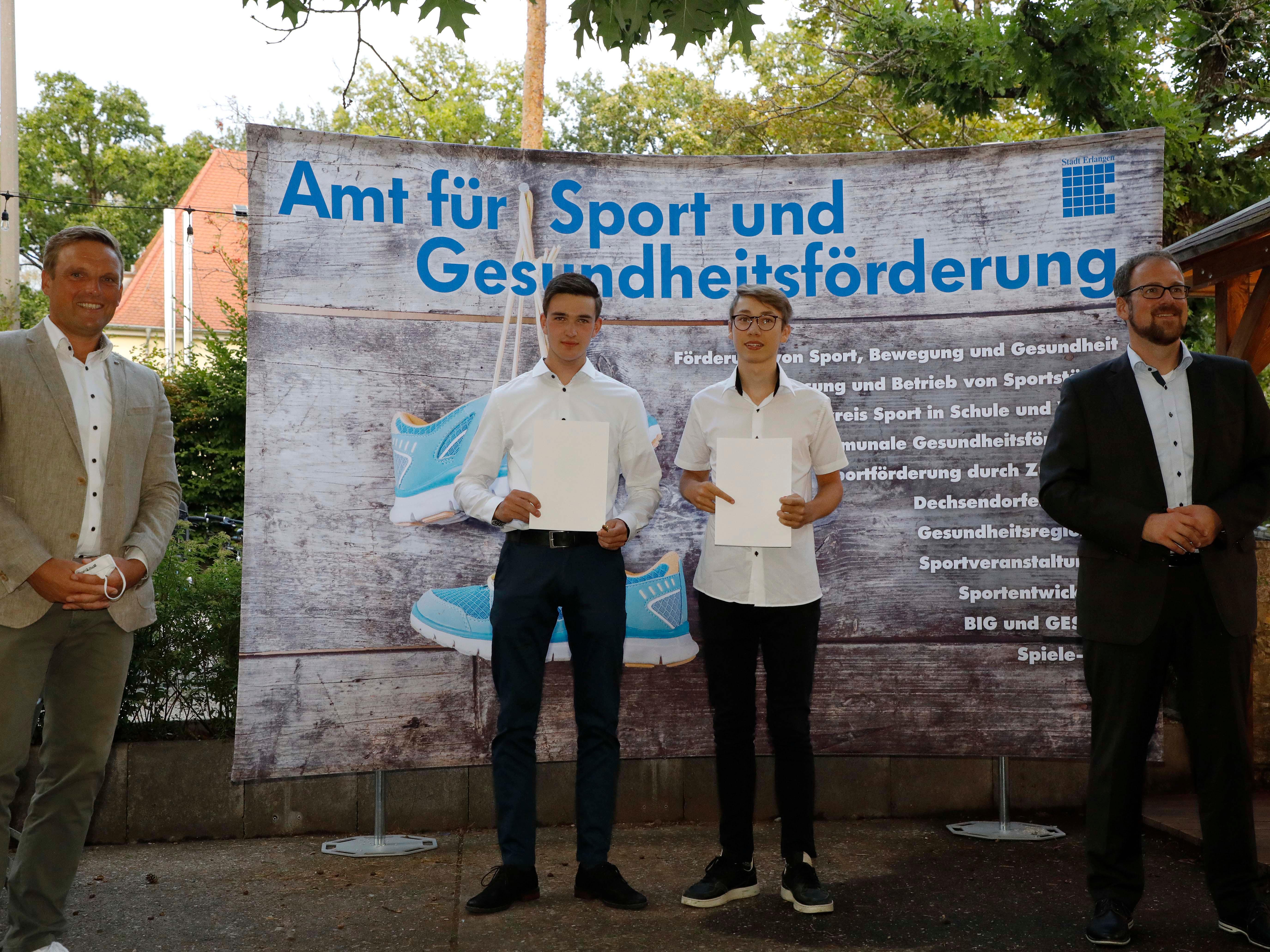 Stammgäste bei der Sportlehrung sind die beiden Nachwuchs-Radballer der Solidarität Erlangen: Benedikt Hahn (links) und Sebastian Jerichow.