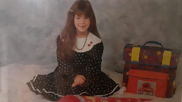 Breites Grinsen und riesige Schultüten: Unsere User haben uns auf Facebook Bilder von ihrem ersten Schultag geschickt.