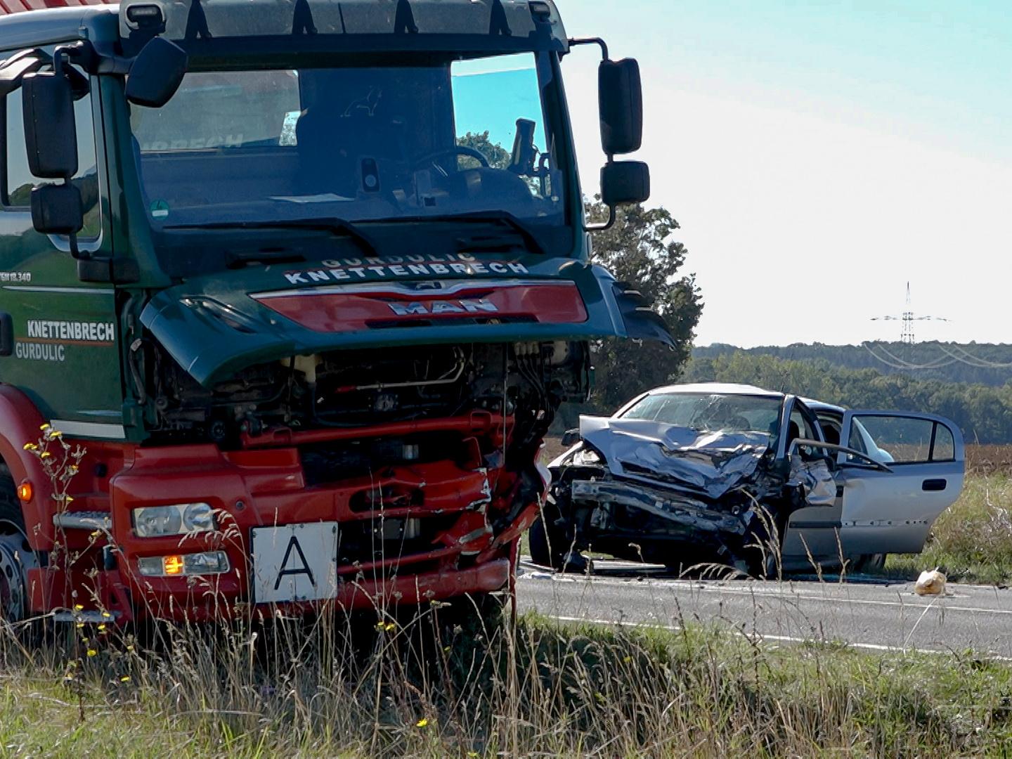 Tödlicher Verkehrsunfall bei Sommerhausen - Region | Nordbayern