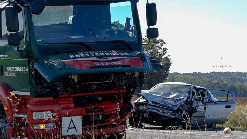Tödlicher Verkehrsunfall bei Sommerhausen - Region | Nordbayern