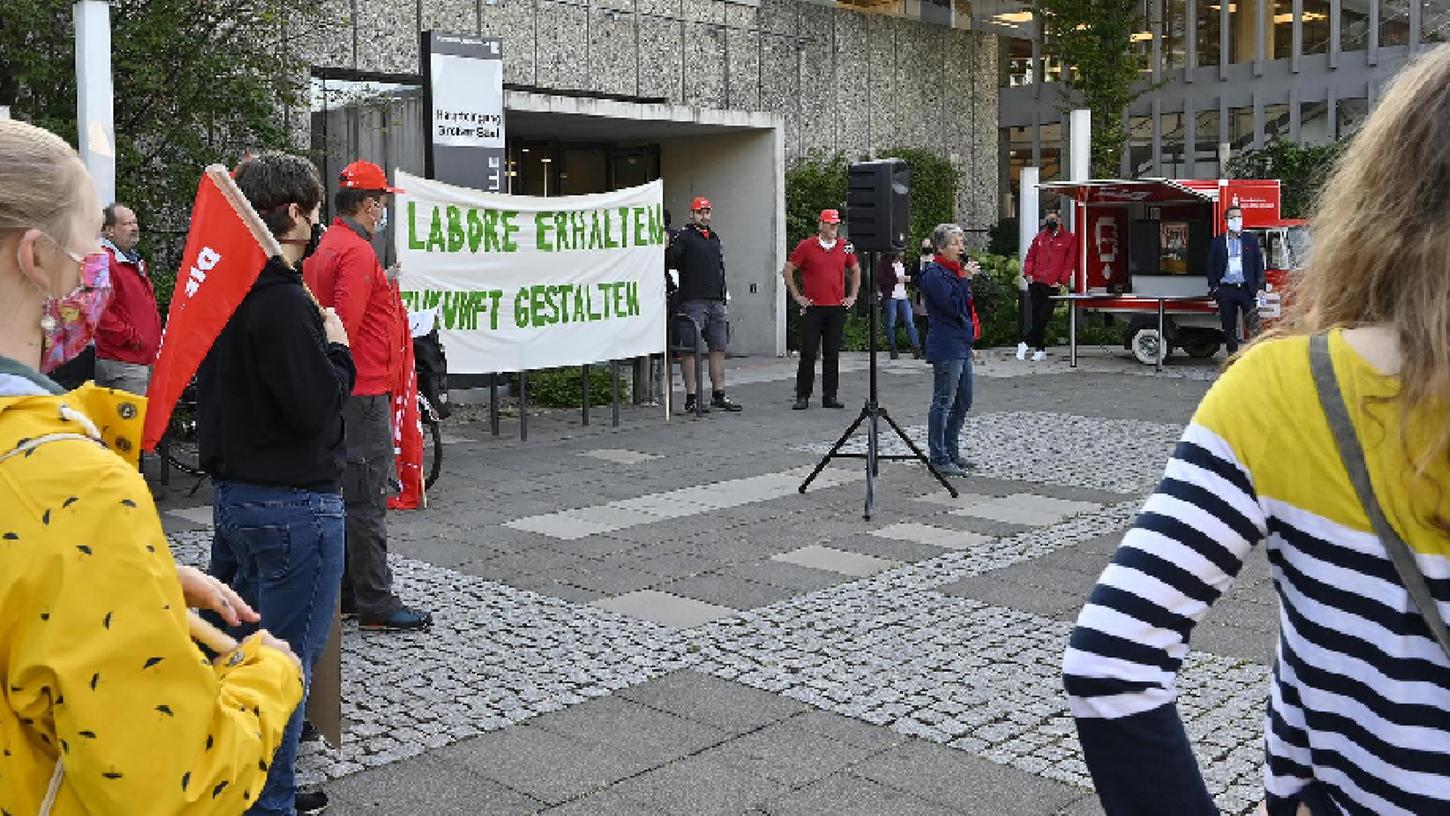 Gegen Siemens-Sparpläne: Roland Busch meidet Erlanger Kritiker