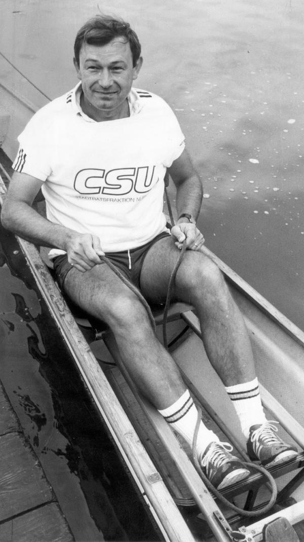 Günther Beckstein, von 1974 bis 2013 im Wahlkreis Nürnberg-Nord für die CSU in Landtag, war 1986 beim Rudern am Volksfest für die CSU-Mannschaft als Steuermann gefragt. 2007 wurde er bayerischer Ministerpräsident - ein Jahr hielt er sich im Amt.