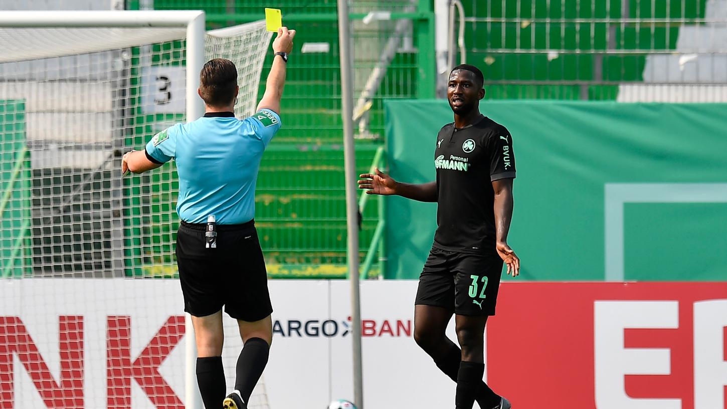 Abdourahmane Barry stand nach einem Jahr Pause im Pokal erstmals wieder in einem Pflichtspiel auf dem Platz.
Abdourahmane Barry stand nach einem Jahr Pause im Pokal erstmals wieder in einem Pflichtspiel auf dem Platz.