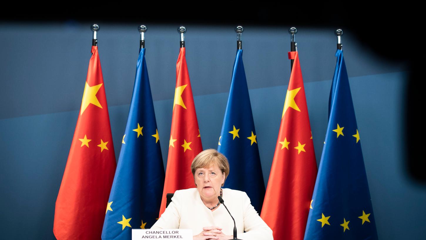 Bundeskanzlerin Angela Merkel spricht sich für ein Aufnahmezentrum auf Lesbos aus, das Standards enspricht.
