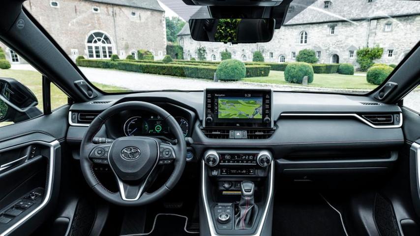Toyota RAV4 Plug-in-Hybrid: SUV mit Stecker 