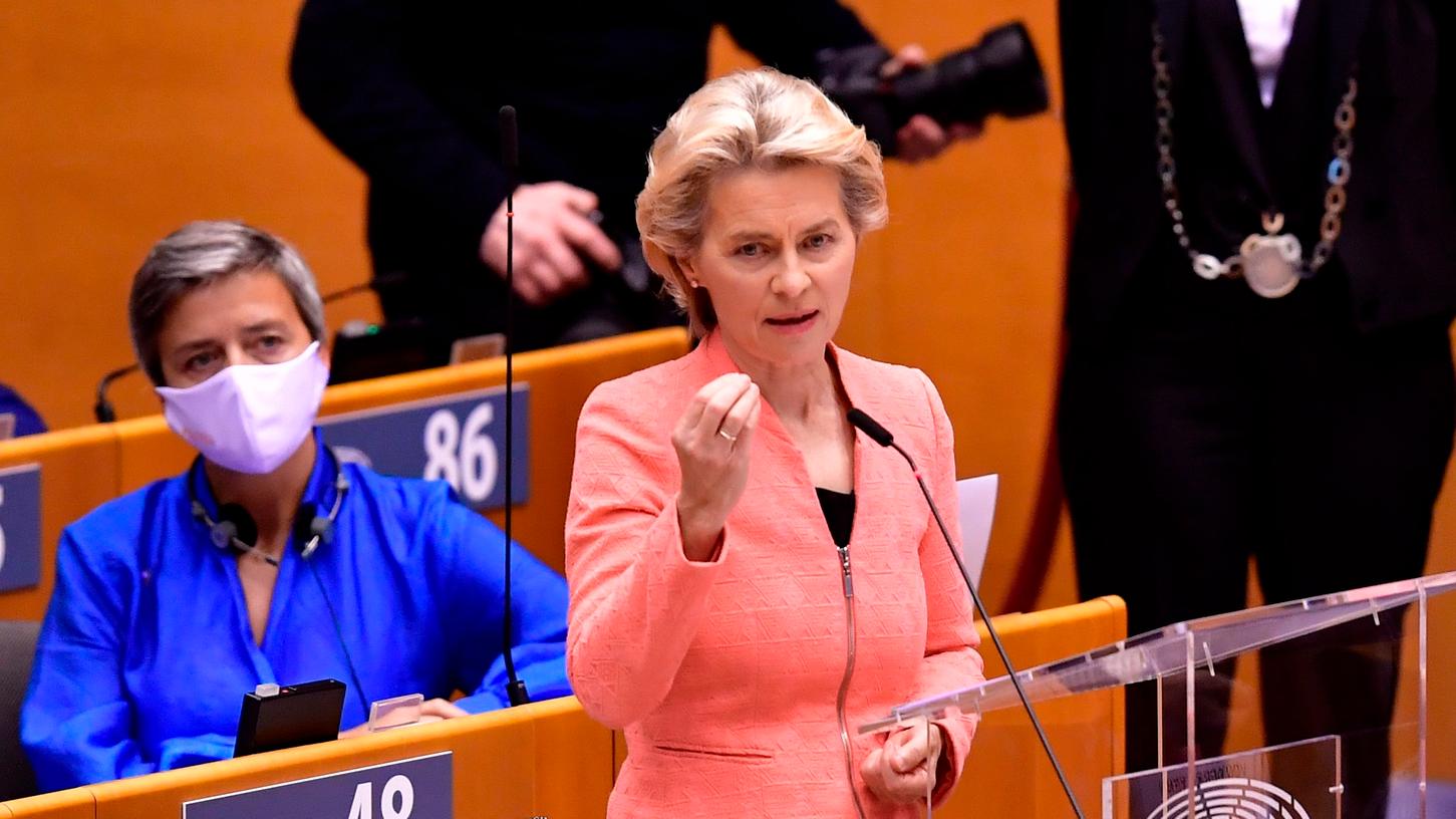 Die Kommission-Präsidentin der EU, Ursula von der Leyen, fordert, die Treibhausgase in der Europäischen Union um 55 Prozent zu senken.
