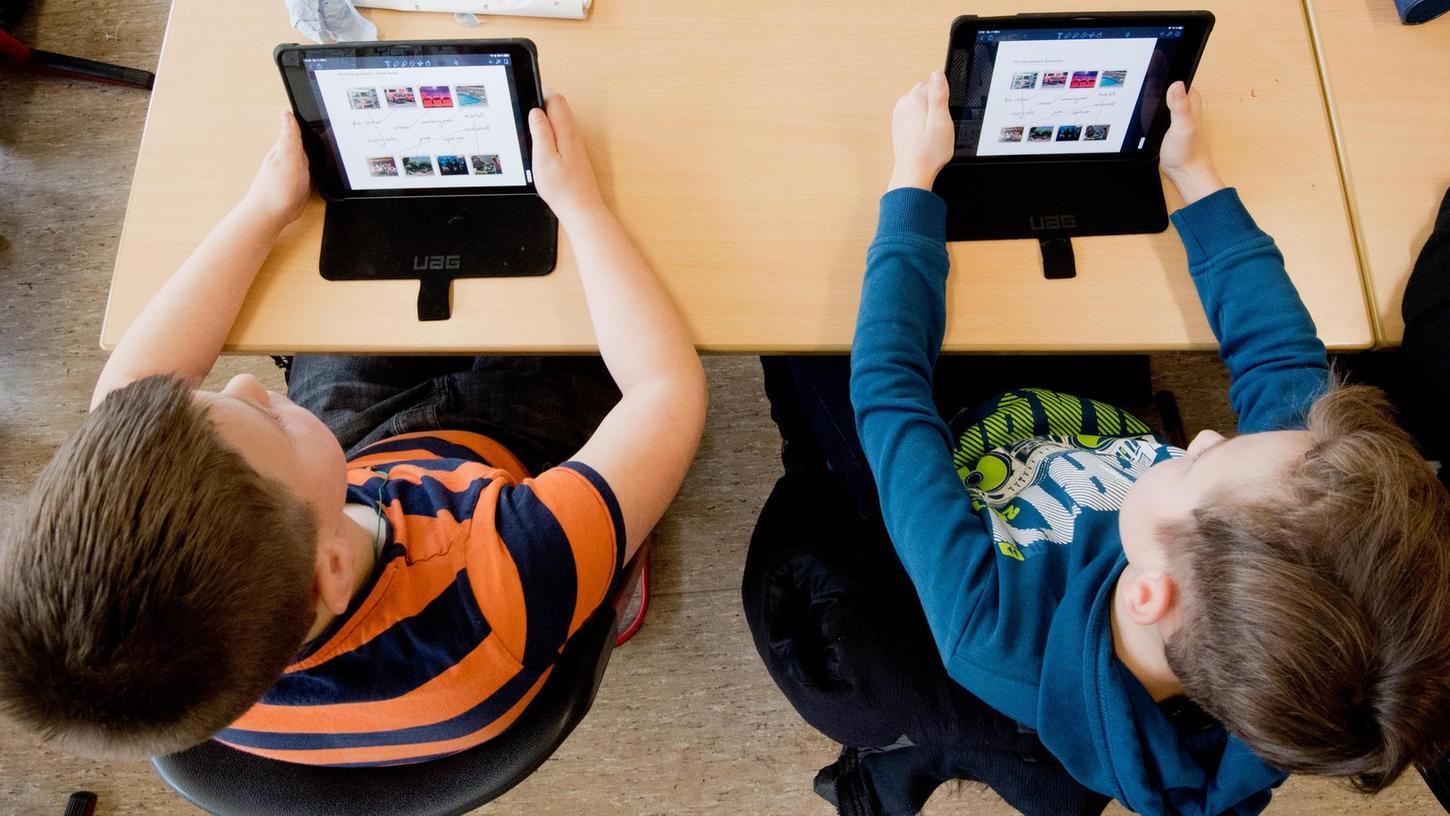 Digitalisierung: Fürther Schulen können bald iPads verleihen