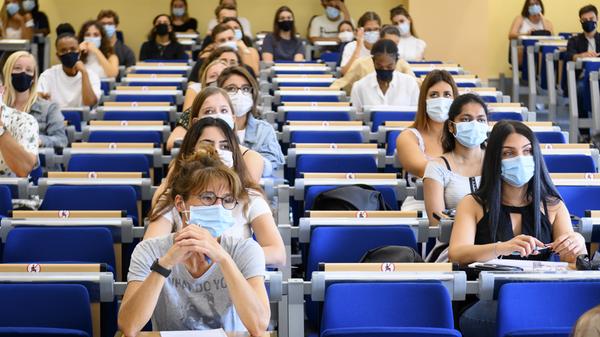 urn:newsml:dpa.com:20090101:200914-90-012460