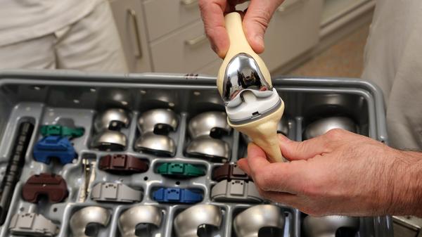 NZ-Klinikcheck: Knieimplantate