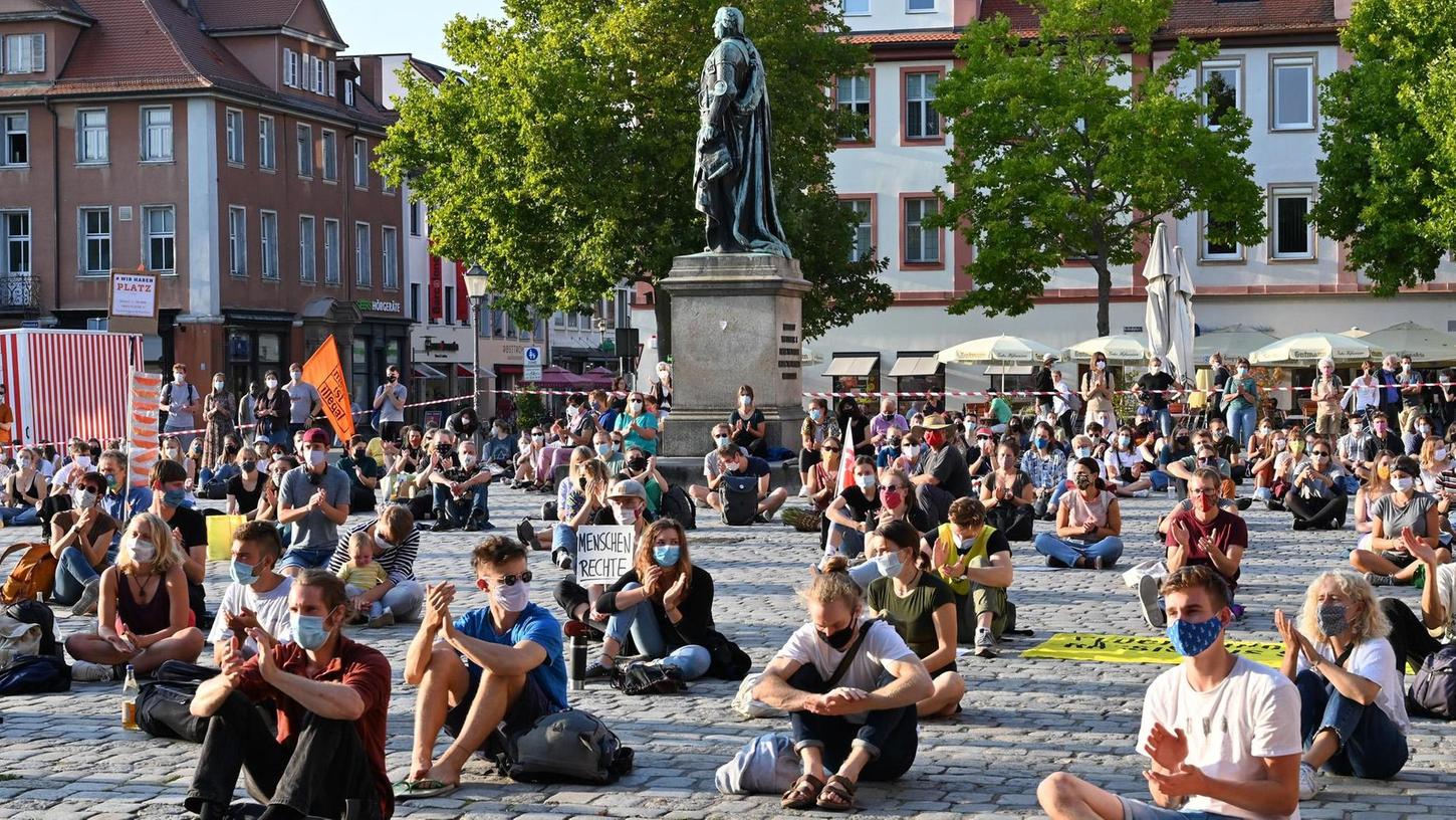 Erlangen: Kundgebung fordert Aufnahme von Geflüchteten