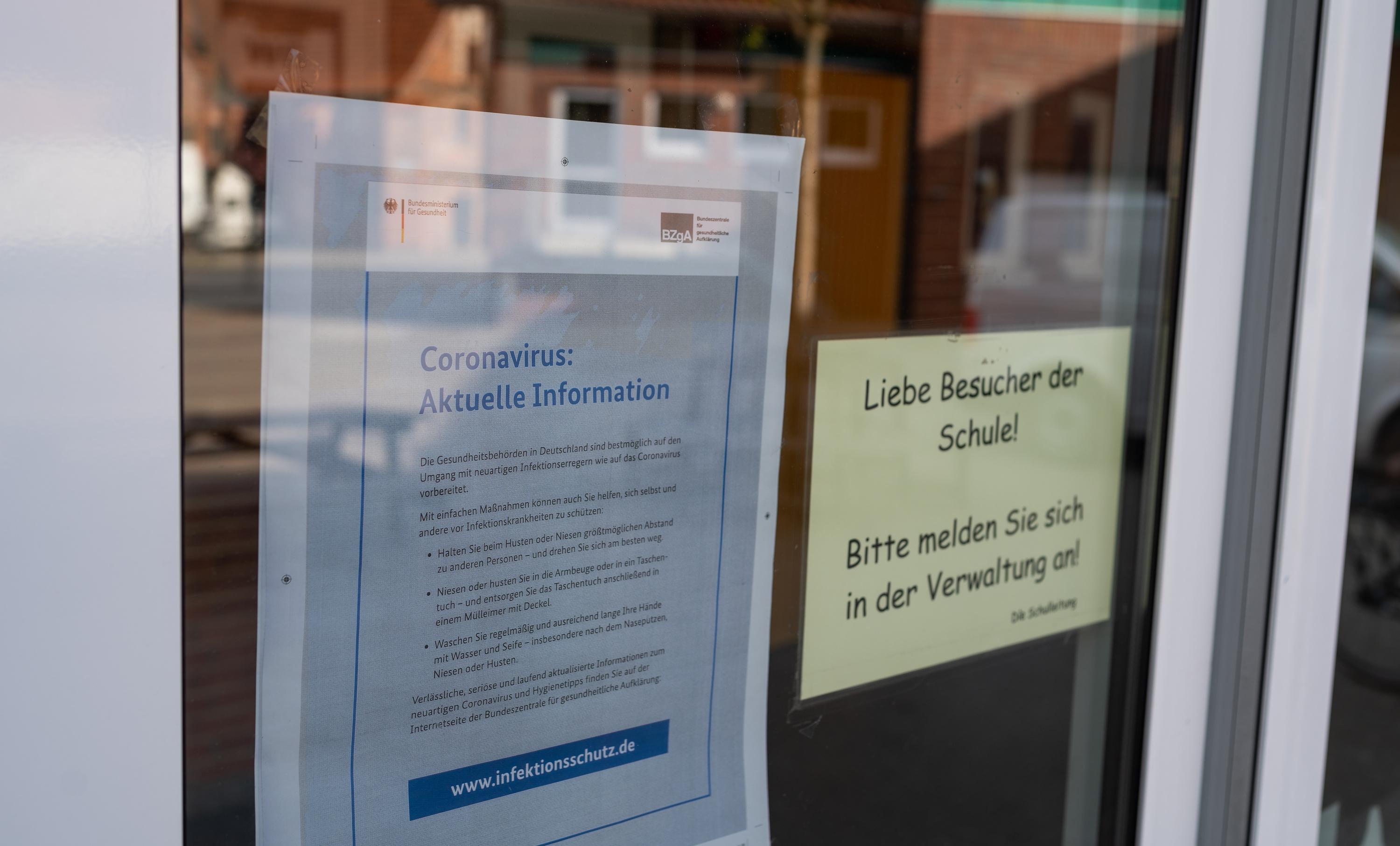 Corona Falle Erste Frankische Stadt Schliesst Alle Schulen Und Kitas Region Nordbayern De