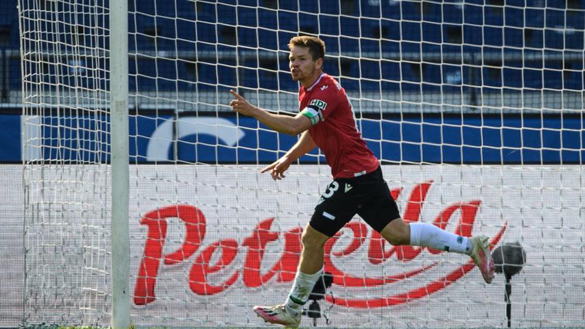 Nach einem halben Jahr bei Hannover 96 darf sich Dominik Kaiser bereits Kapitän der Niedersachsen nennen. Der 32-jährige Mittelfeldspieler ist der Nachfolger von Marvin Bakalorz (Denizlispor, Türkei).