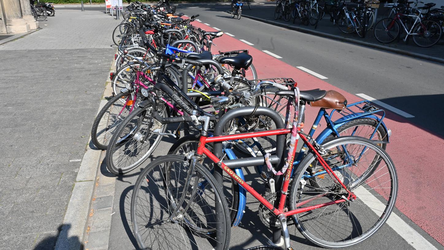 1000 neue Fahrradbügel: So will Erlangen den Radverkehr fördern
