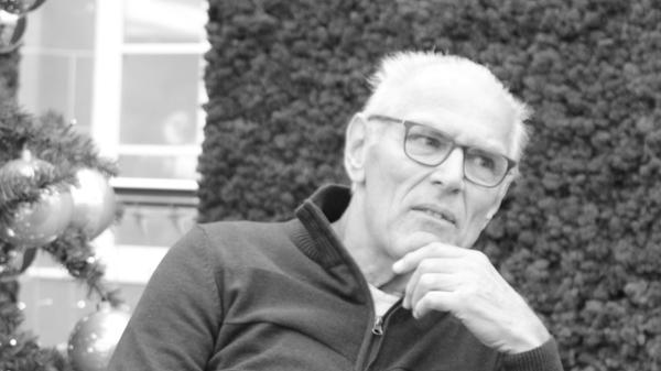 Der Fußballspieler Georg Volkert absolvierte von 1965 bis 1981 410 Bundesligaspiele und schoss 125 Tore. Der Franke (geboren in Ansbach) kam 1965 von den FCN-Amateuren zum großen "Club" und wurde 1968 Deutscher Meister mit dem 1.FC Nürnberg. Der Flügelstürmer starb am 16. August im Alter von 74 Jahren.