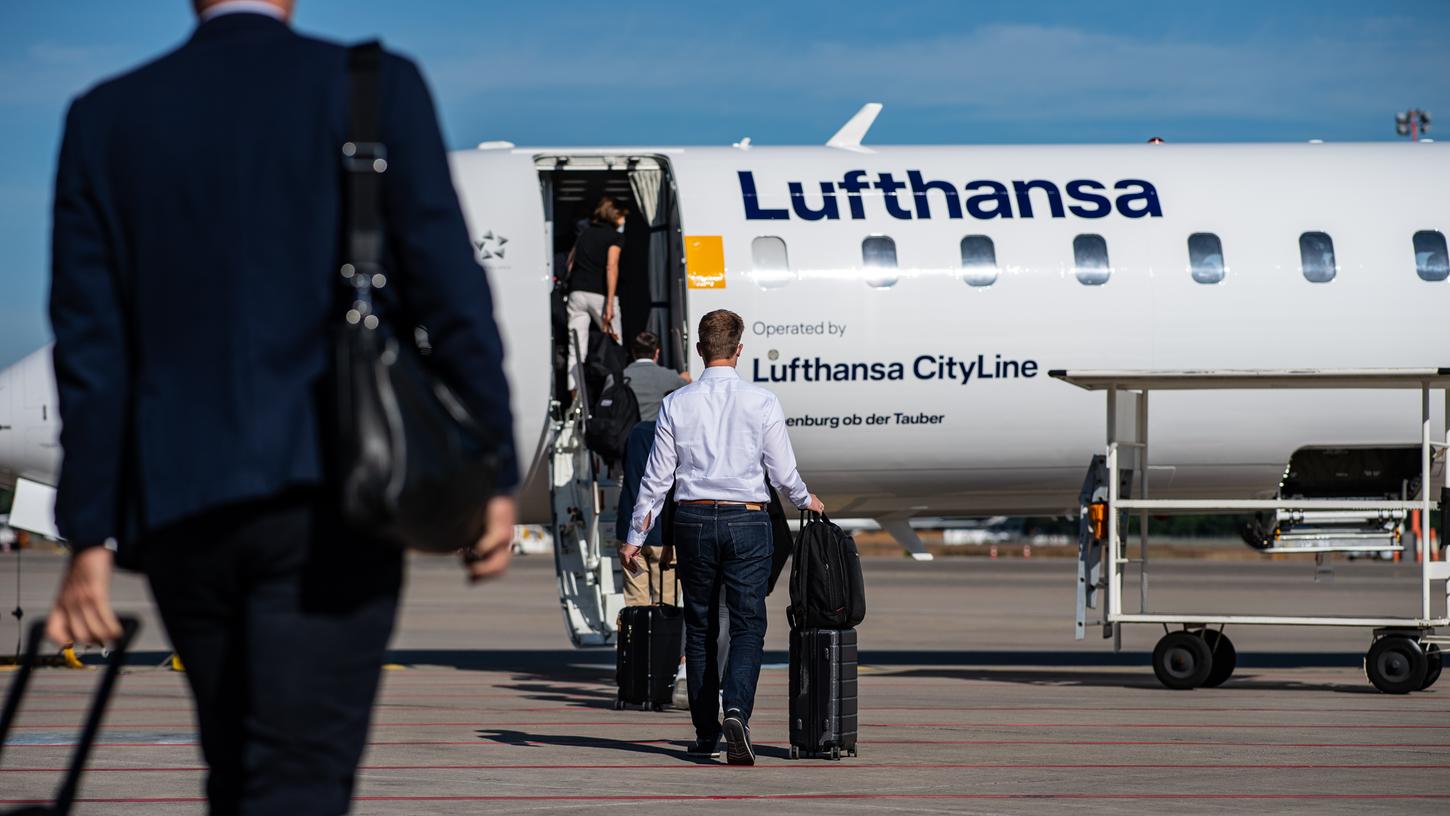 Lufthansa möchte nun Corona-Schnelltests für seine Passagiere anbieten.