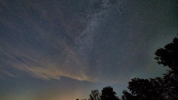 Im August 2025 wird in die Sterne geschaut. Am Burgberg sowie auf den vielen Hügeln der Region sollen Popup-Observatorien aufgebaut werden.