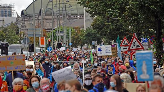 Zwei große Demos und der ÖPNV steht still: Droht morgen ein Verkehrskollaps in Nürnberg?