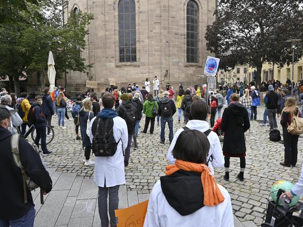 Erlangen: 1100 haben fürs Klima demonstriert
