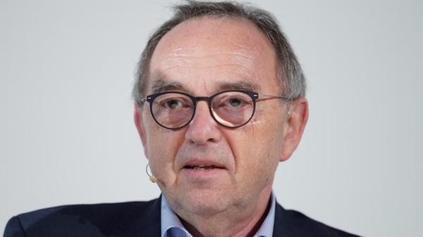 SPD-Chef Norbert Walter-Borjans gratuliert Biden zum Sieg: "Das war eine unglaubliche Aufholjagd: Kein Krimiautor hätte die Geschichte spannender machen können."