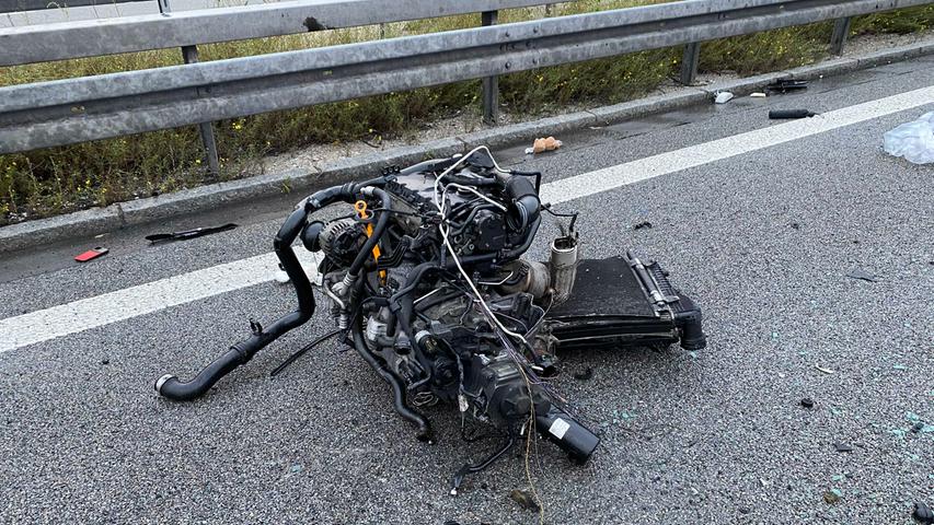 A9 bei Hilpoltstein: Autofahrer stirbt bei Kollision mit Lkw
