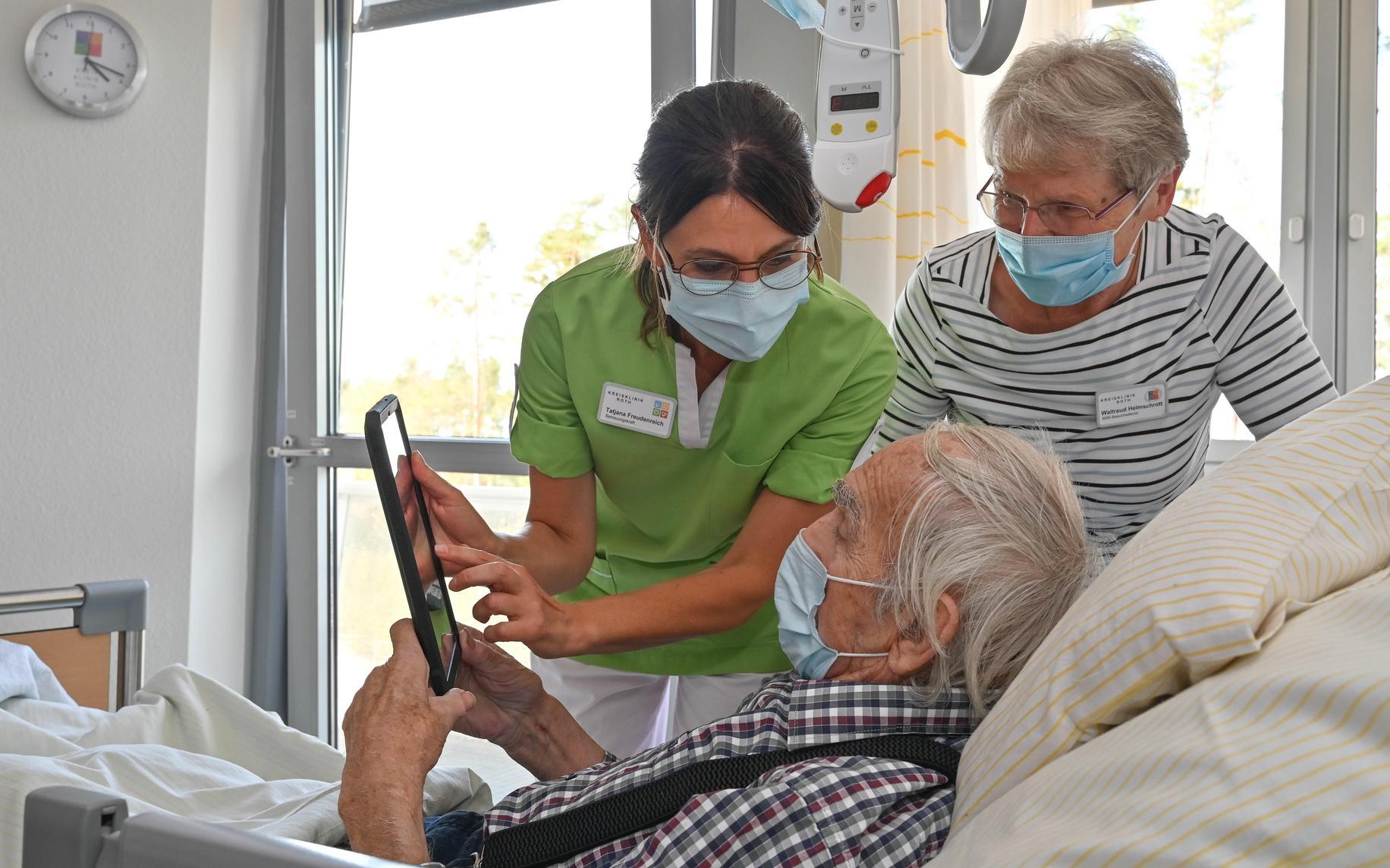 Pflegeheime Für Demenzkranke In Der Nähe Rother Kreisklinik sucht Betreuungsassistenten für Demenzkranke