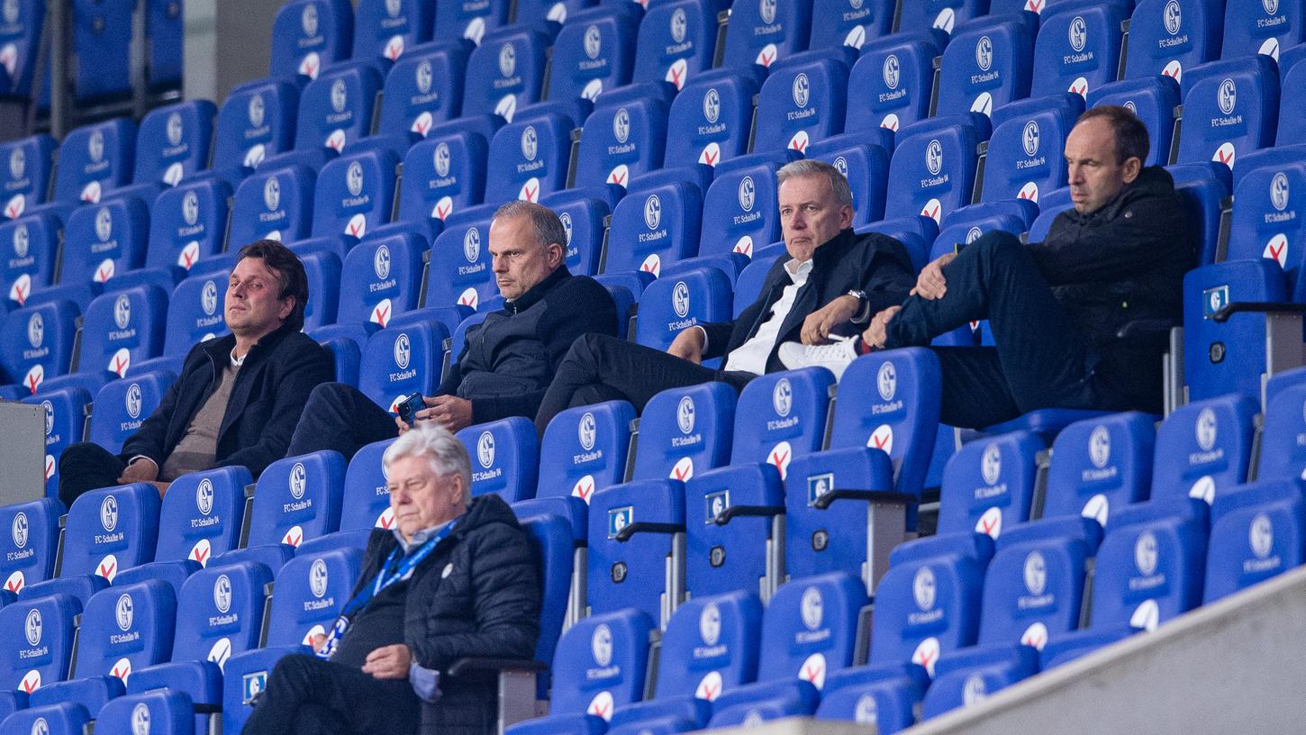 Jochen Schneider sucht derzeit einen neuen Trainer für den FC Schalke 04.