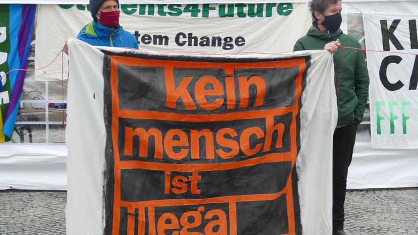 Solidarität für Geflüchtete: Bamberger bilden Menschenkette